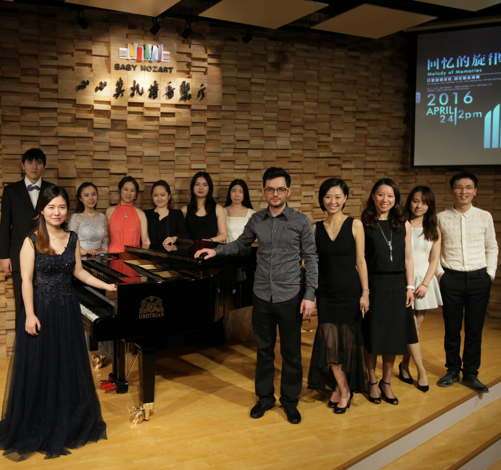 Pianist Marko Pavlović training piano teachers in Shanghai